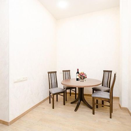 15. Double Room Apartaments With Fresh Style Ереван Екстериор снимка