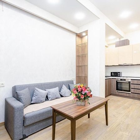 15. Double Room Apartaments With Fresh Style Ереван Екстериор снимка