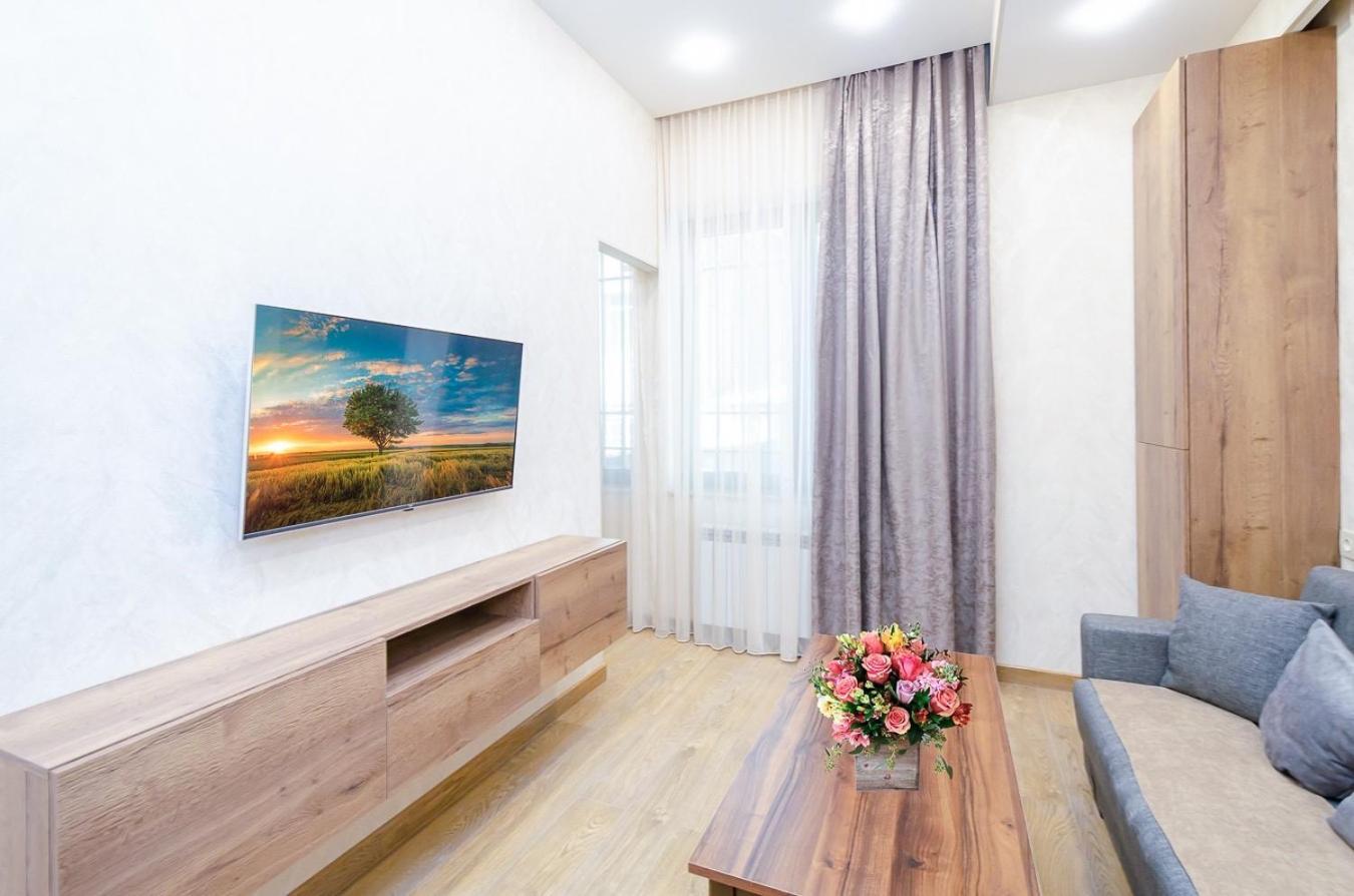15. Double Room Apartaments With Fresh Style Ереван Екстериор снимка