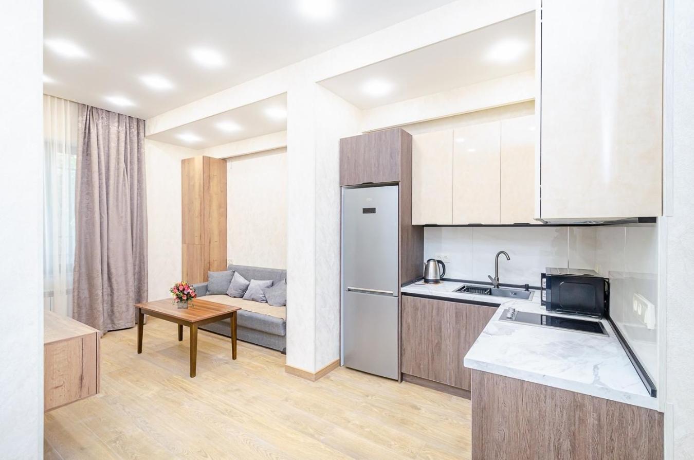 15. Double Room Apartaments With Fresh Style Ереван Екстериор снимка